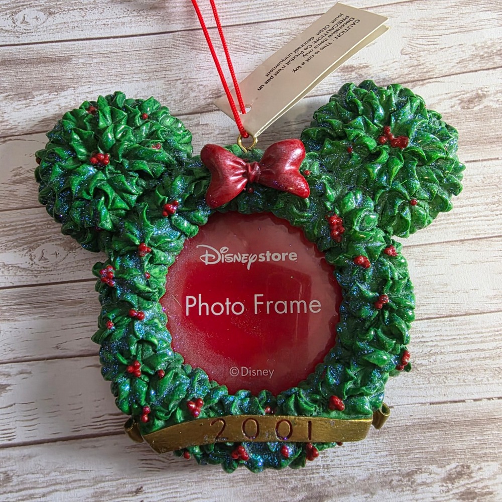 Disney Store 2001 Mickey Mouse Holly Wreath Photo Frame Christmas Ornament NWT